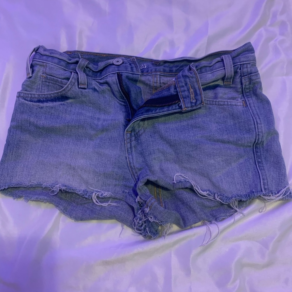 LOWRISE LEVI SHORTS